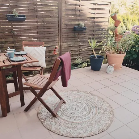 Schaefer Mit Direktem Zugang Zum Garten